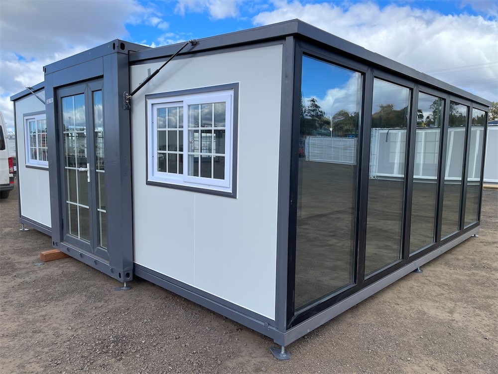 Expandable Container House